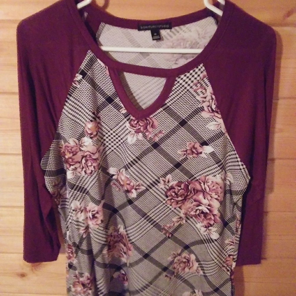 Womens top.